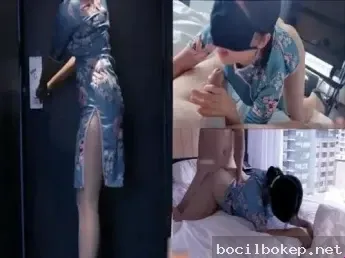 Cewek panggilan China nakal main anal pake sextoy